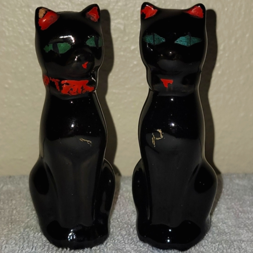 Vintage Salt & Pepper Shakers